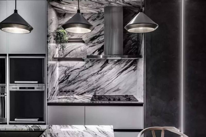 ɫ��ͬ�Ĵ���ʯ��ù����ô������?