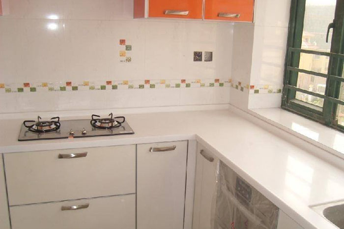 石英石台面表面变色如何处理?