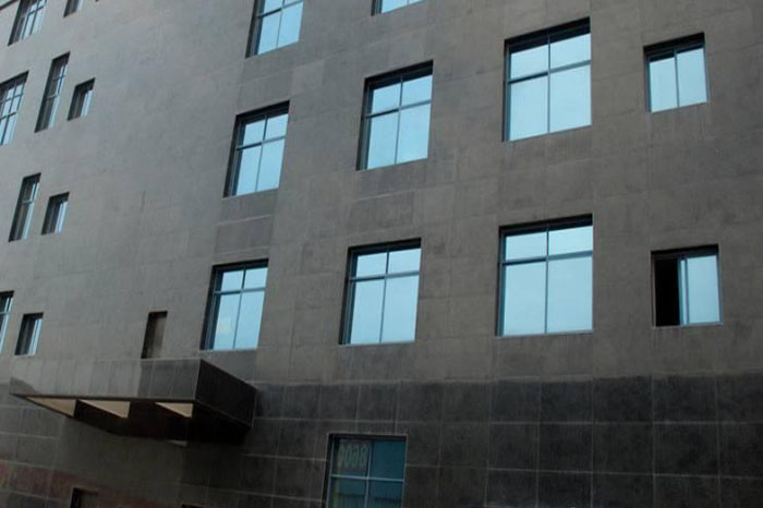 芝麻黑花岗岩如何选择防护剂呢?