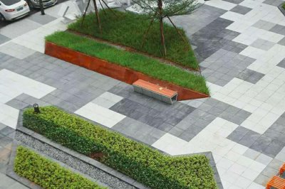 How to choose the granite on the ground of the square?