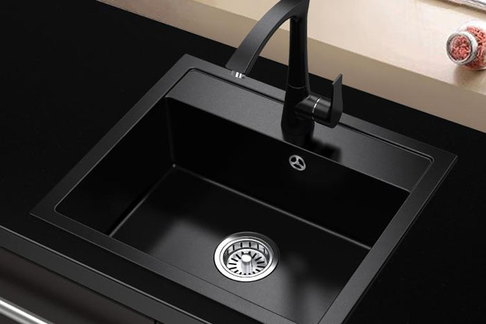 厨房花岗岩台面有何优势?