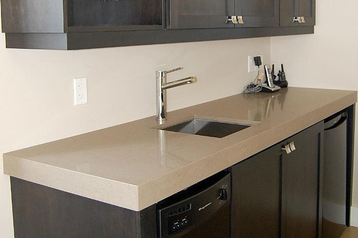 石英石质量好坏如何快速辨别呢????????