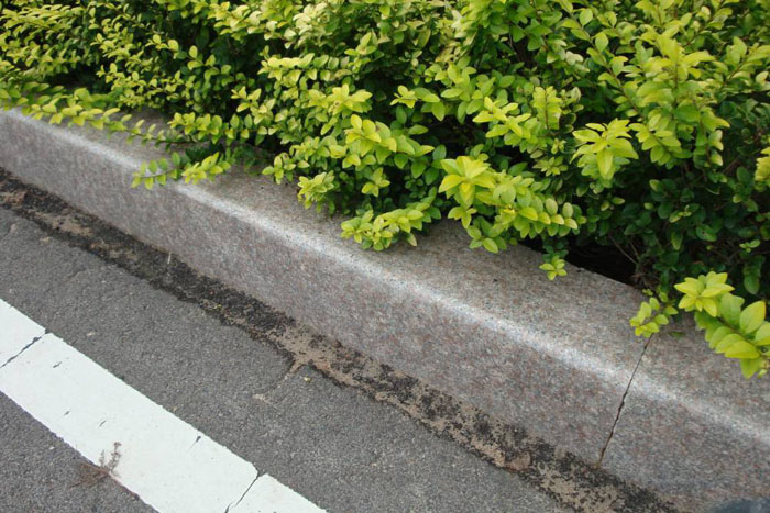 花岗岩路沿石异型打磨加工方法