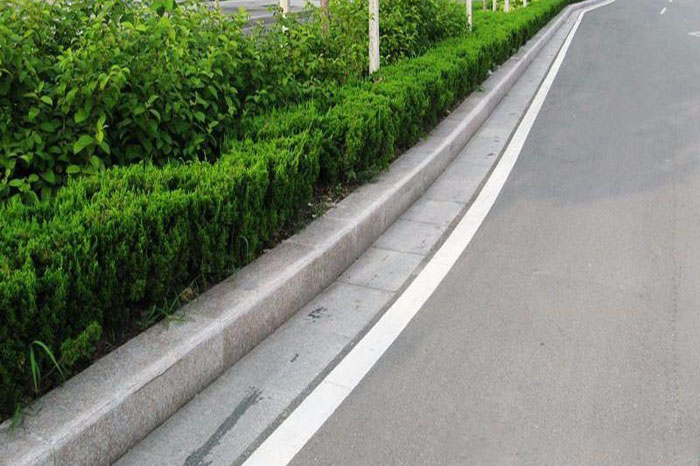 花岗岩路沿石异型打磨加工方法